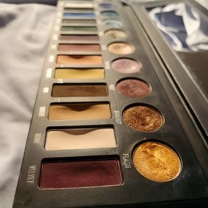 Kat Von D Metal Matte Palette